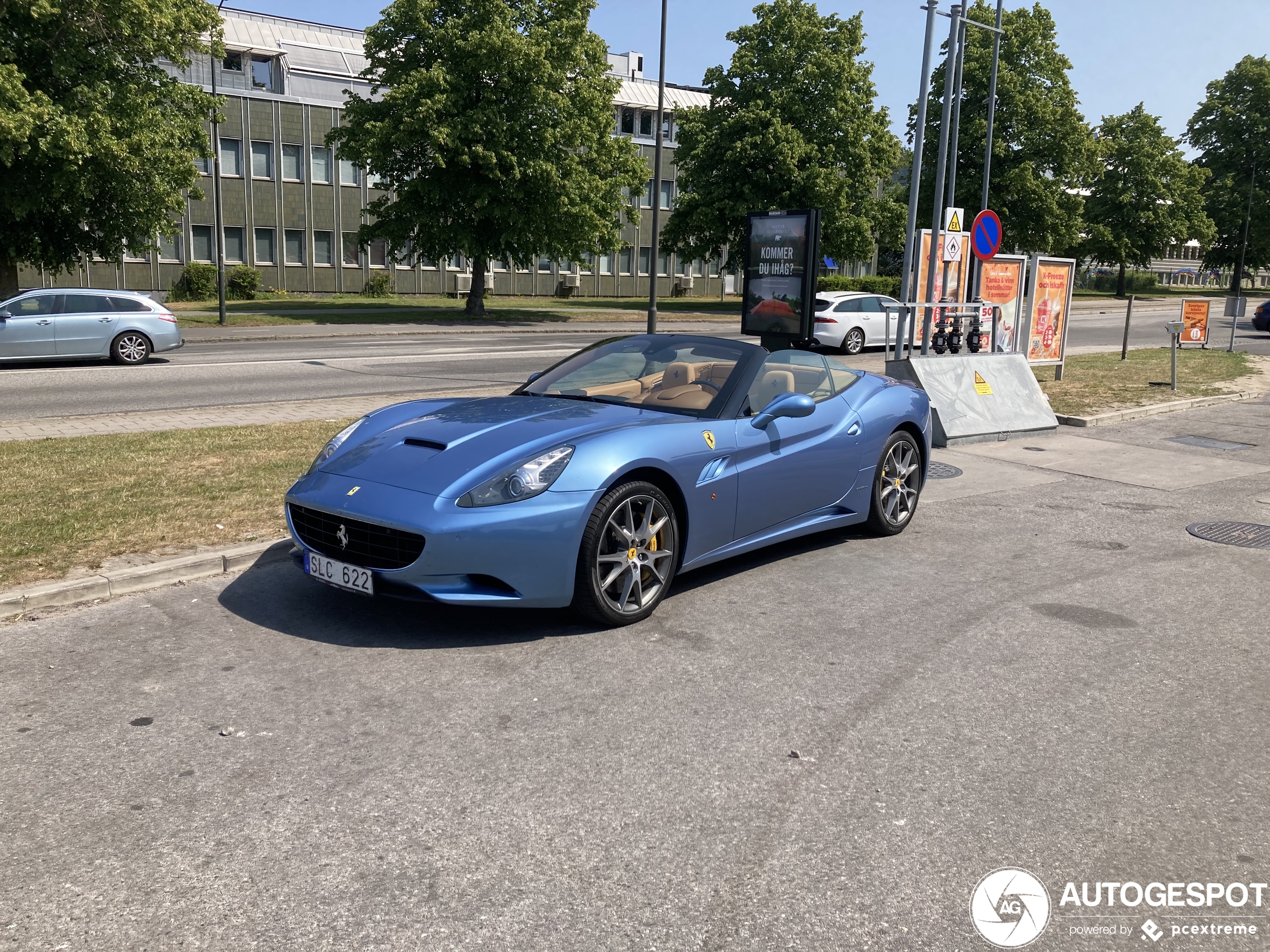 Ferrari California