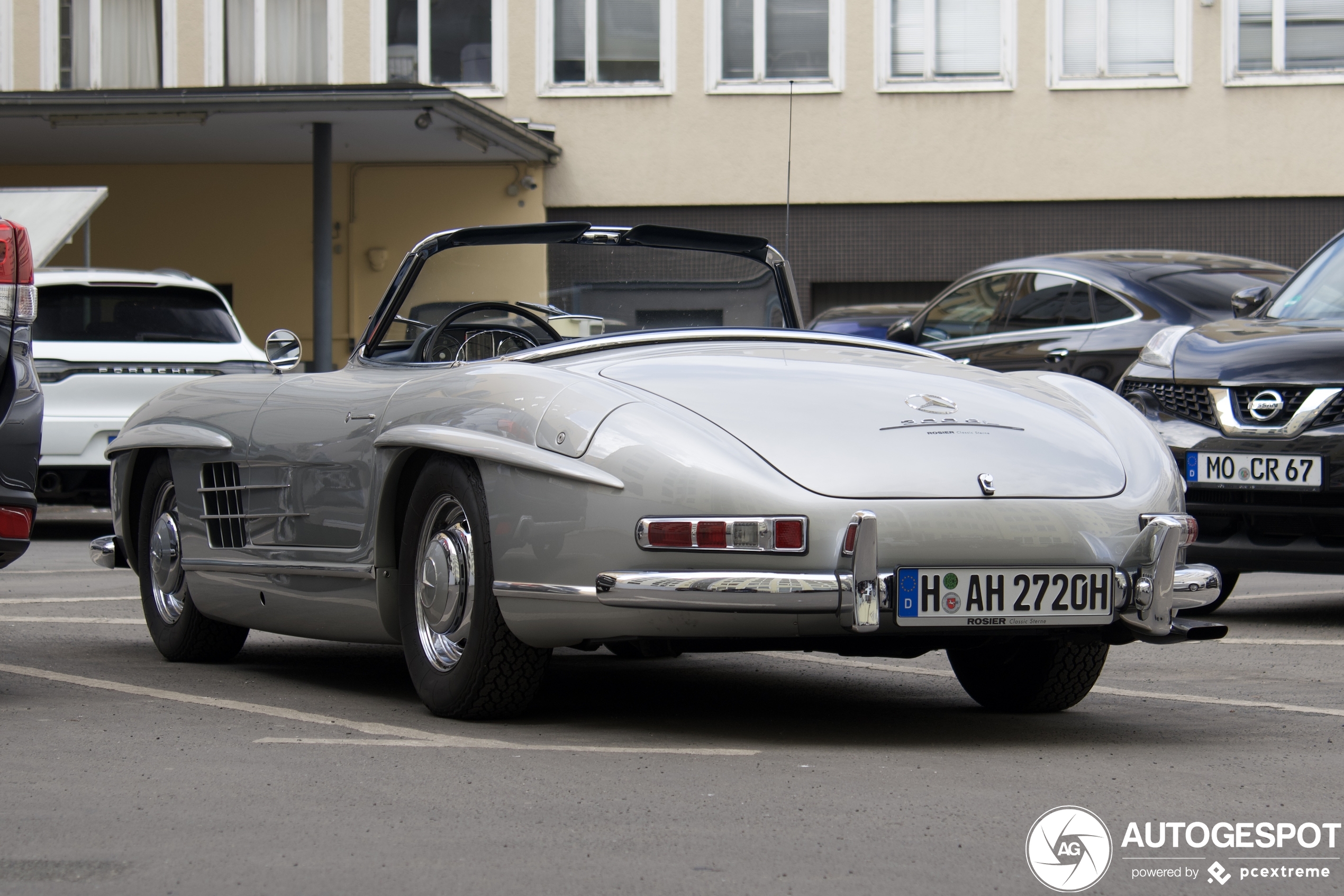 Mercedes-Benz 300SL Roadster