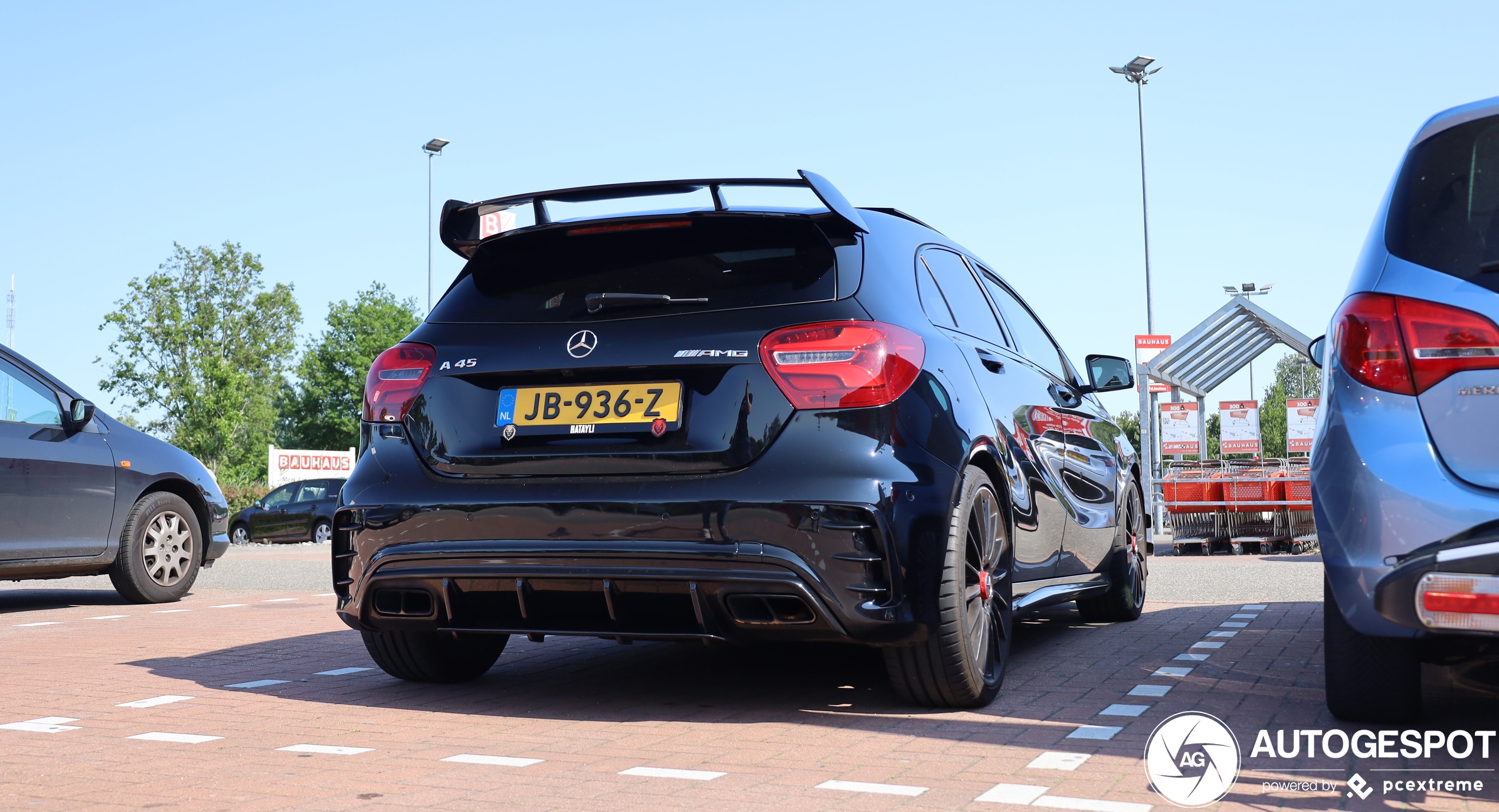 Mercedes-Benz A 45 AMG