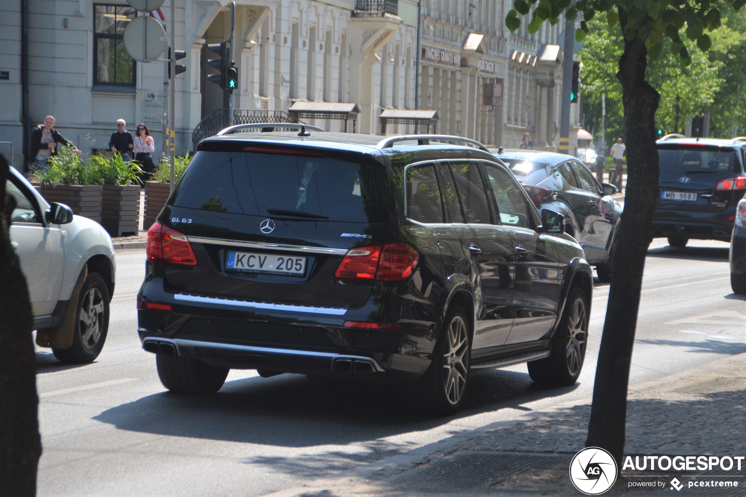 Mercedes-Benz GL 63 AMG X166