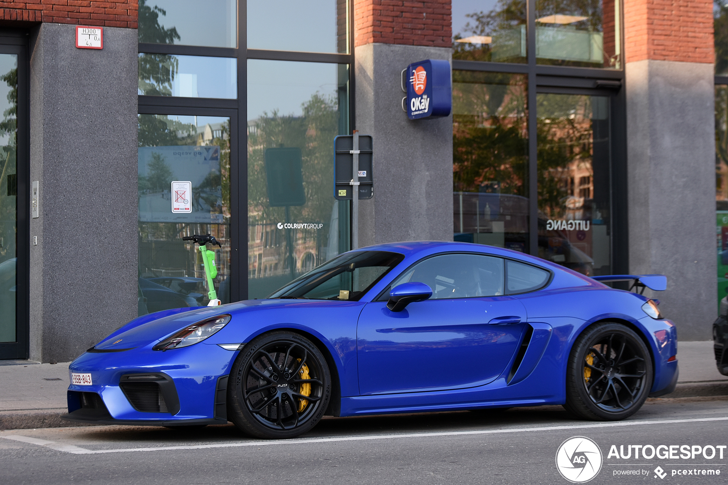 Porsche 718 Cayman GT4