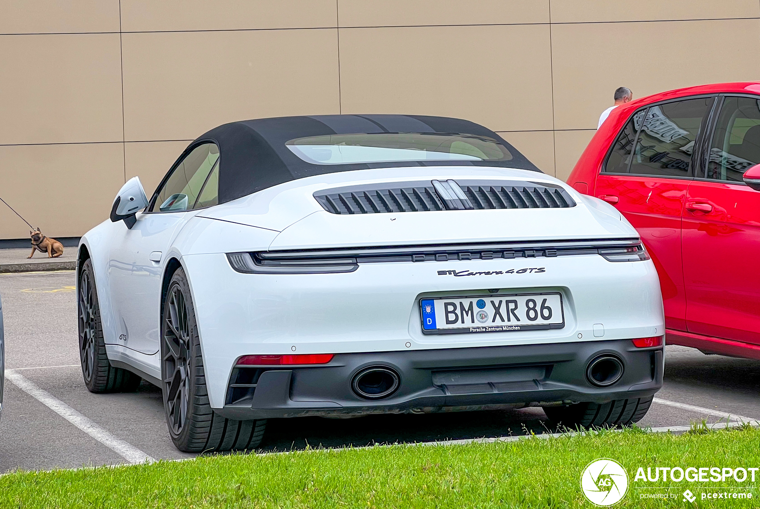 Porsche 992 Carrera 4 GTS Cabriolet