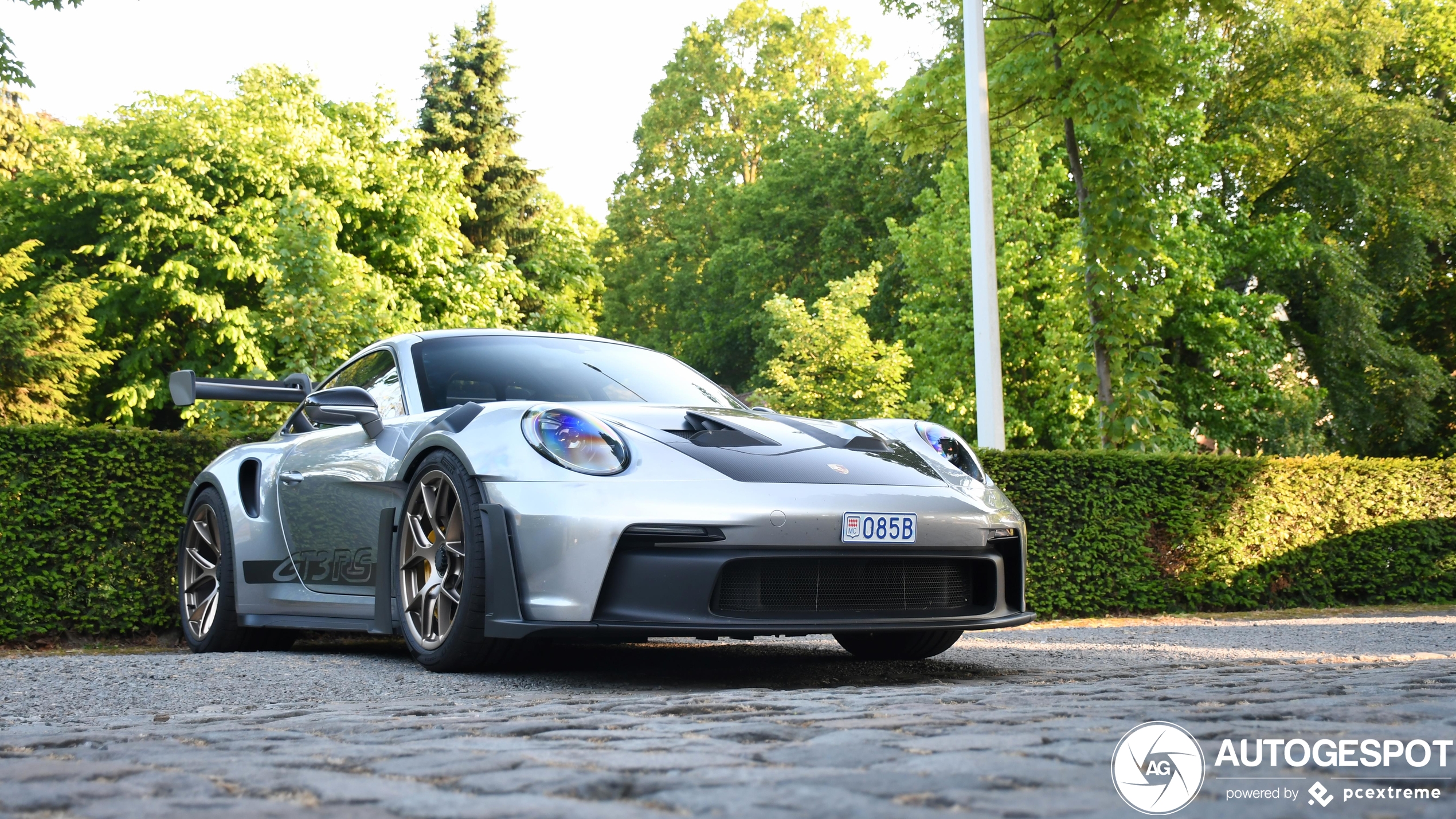 Porsche 992 GT3 RS Weissach Package