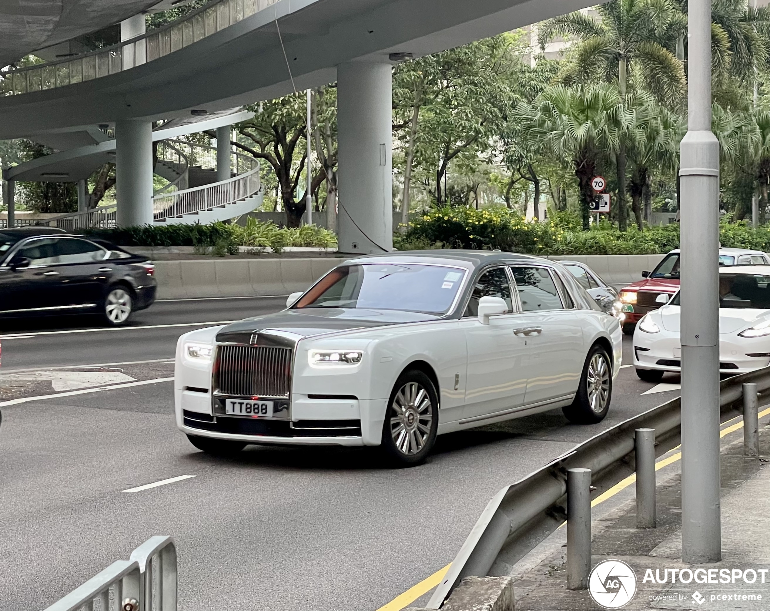 Rolls-Royce Phantom VIII EWB