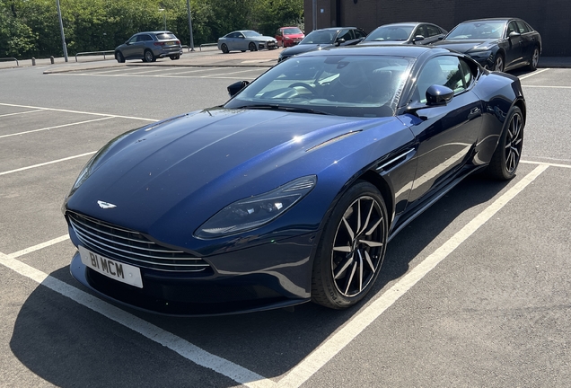 Aston Martin DB11