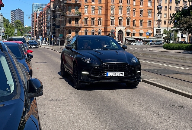 Aston Martin DBX707