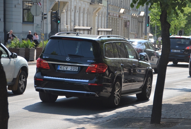 Mercedes-Benz GL 63 AMG X166