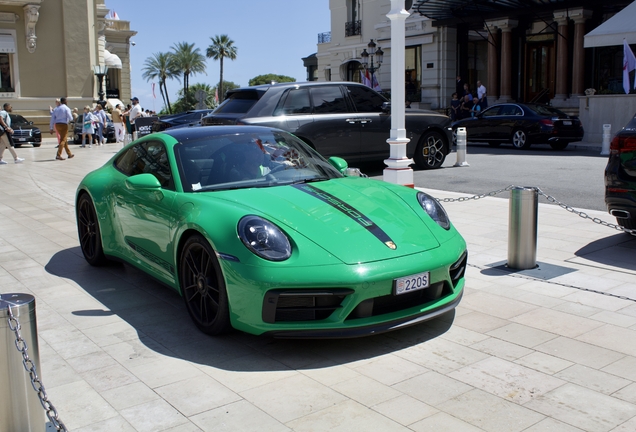 Porsche 992 Carrera GTS