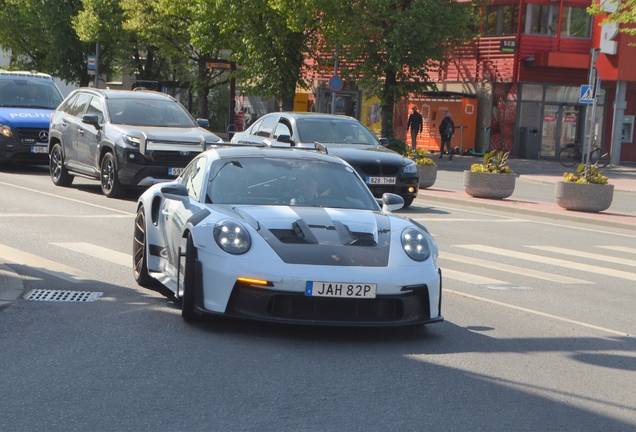 Porsche 992 GT3 RS Weissach Package