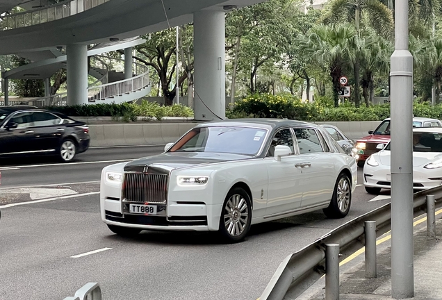 Rolls-Royce Phantom VIII EWB