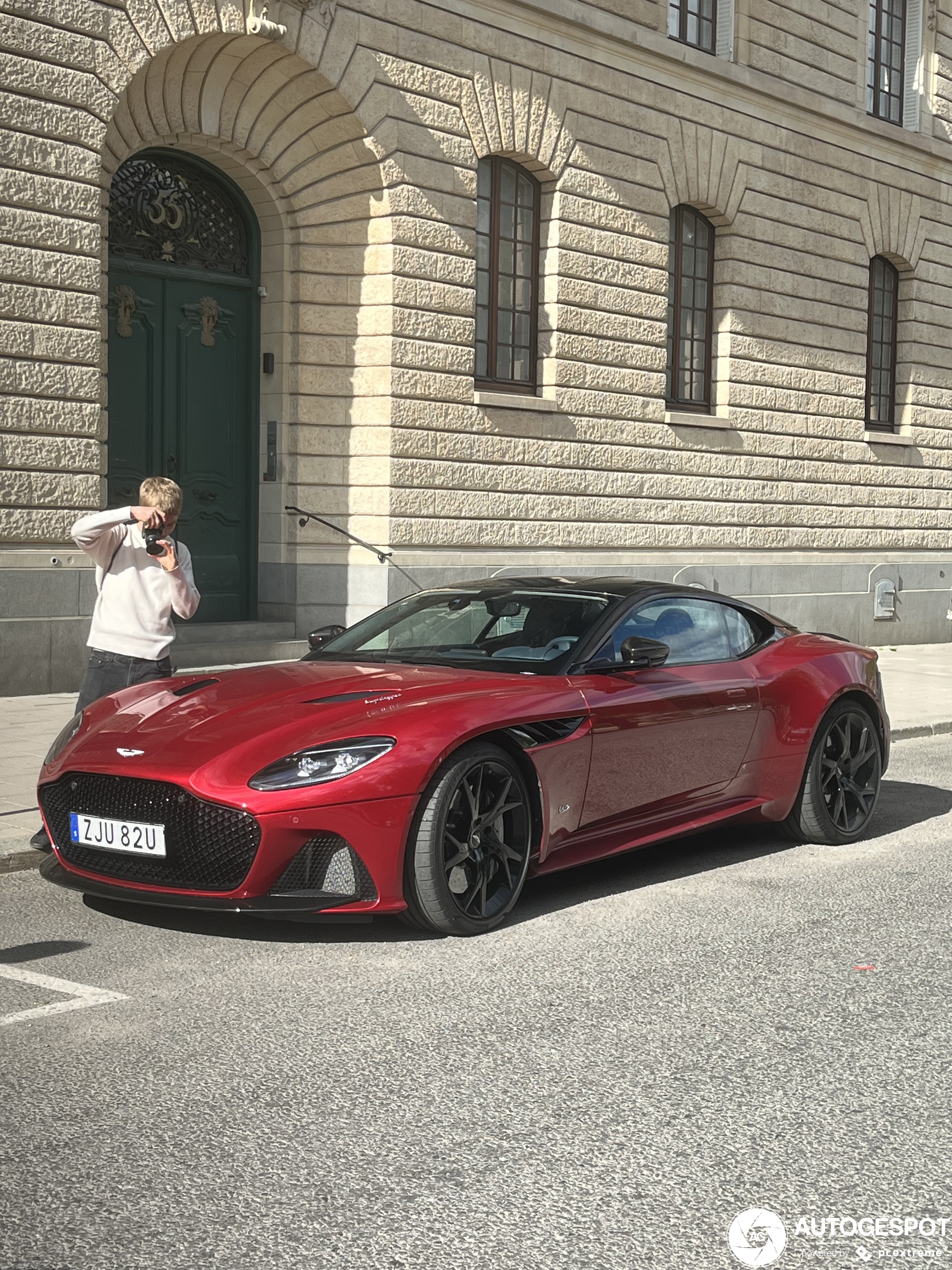 Aston Martin DBS Superleggera