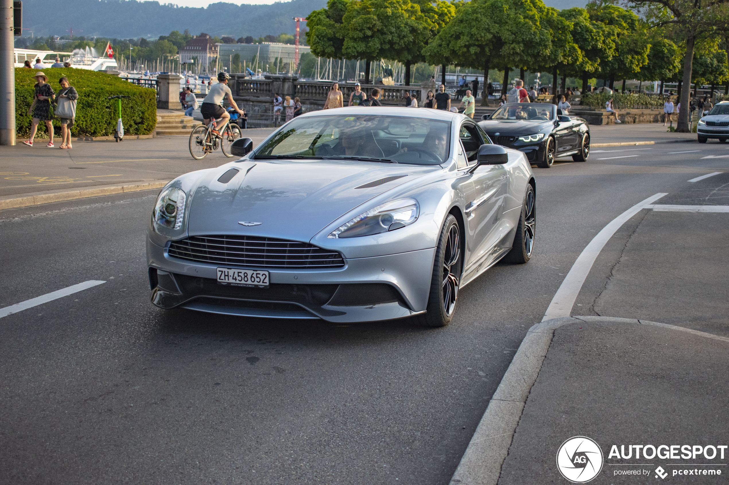 Aston Martin Vanquish 2013