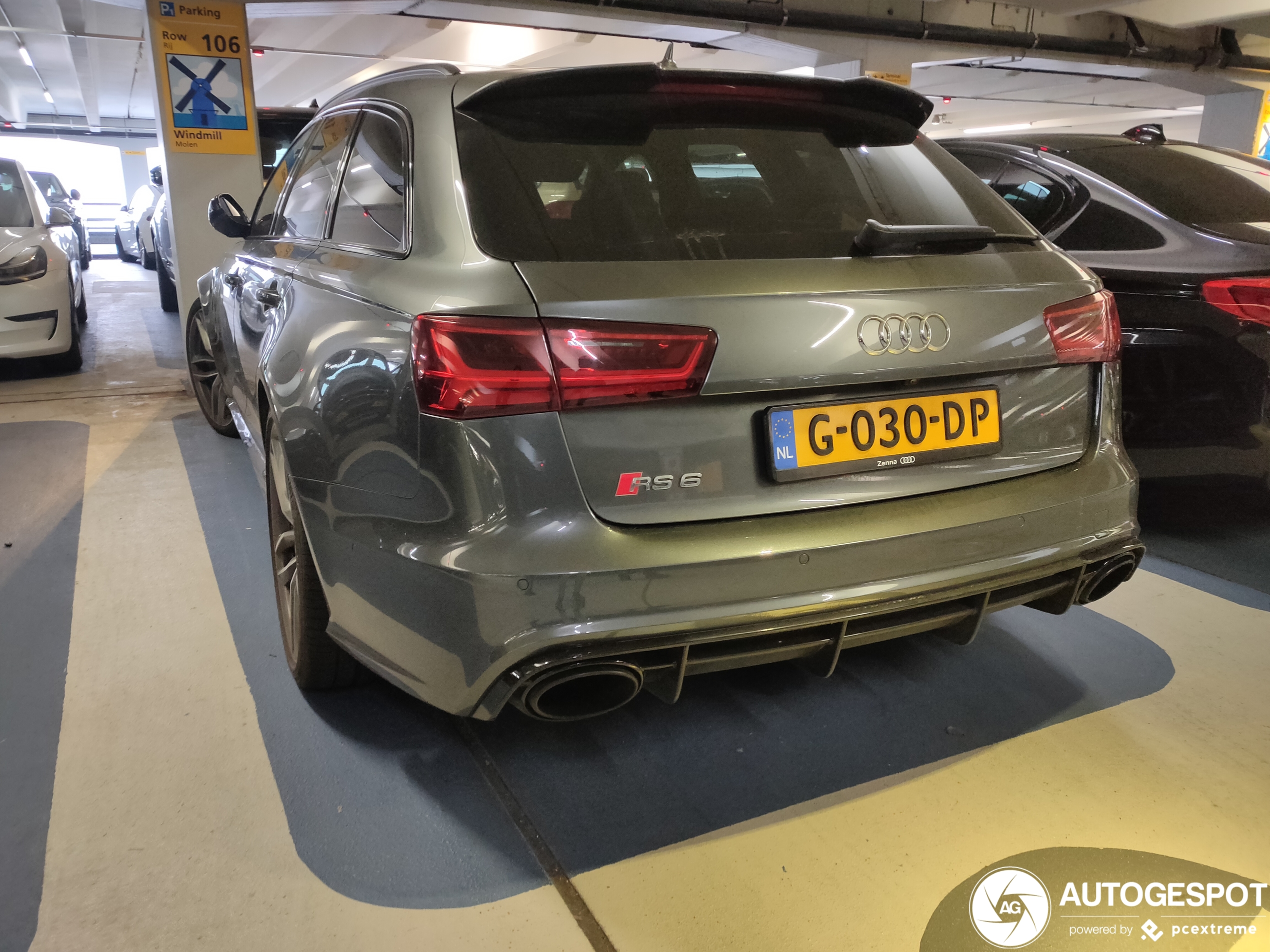 Audi RS6 Avant C7 2015