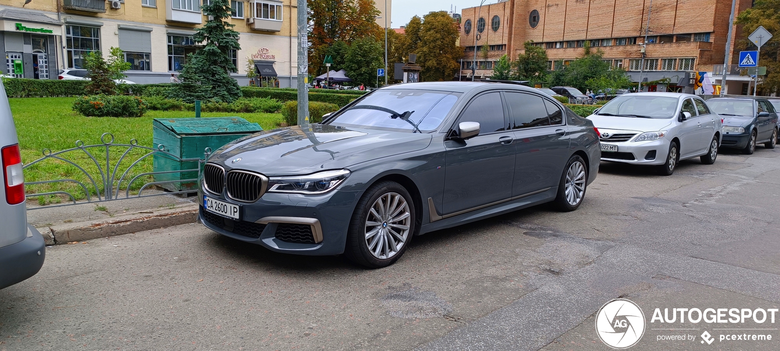 BMW M760Li xDrive