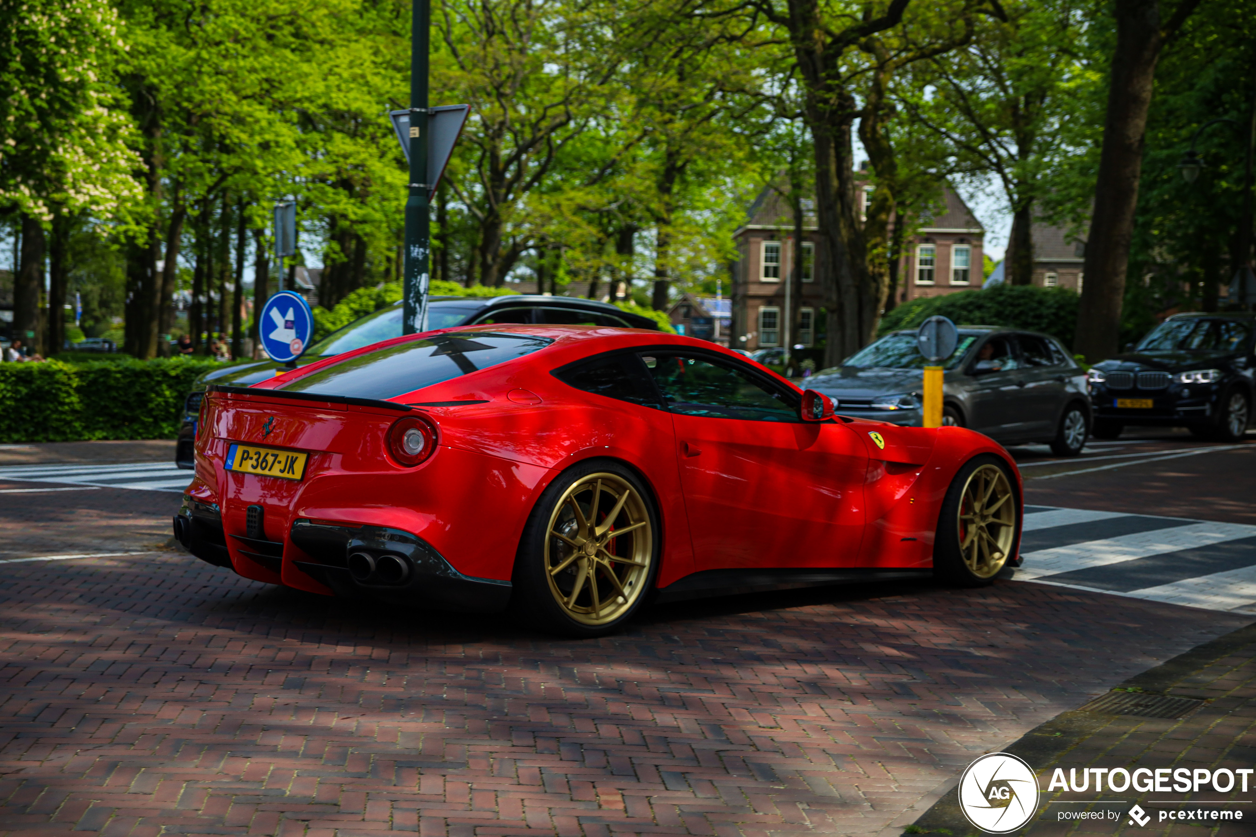 Ferrari F12berlinetta Novitec Rosso