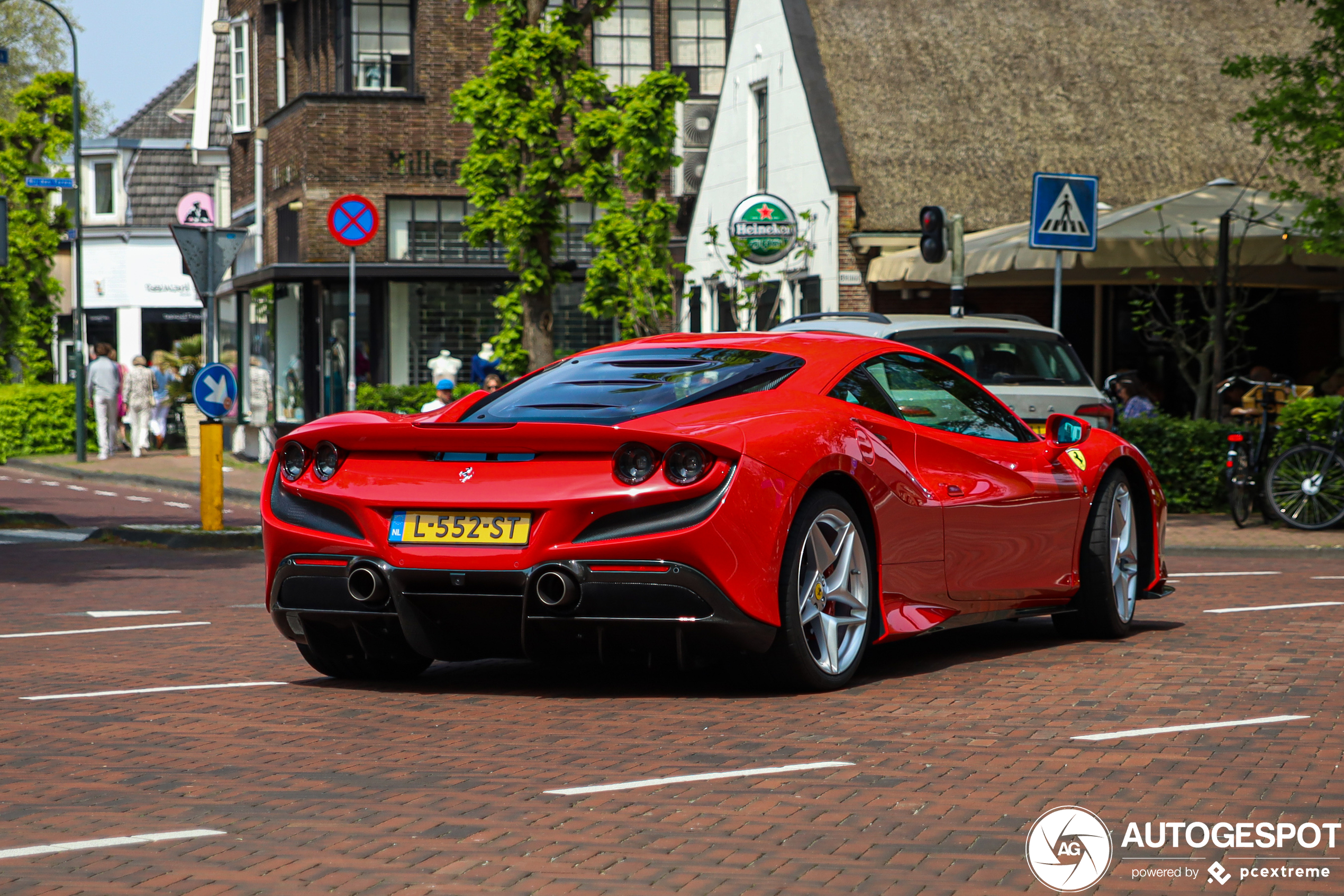 Ferrari F8 Tributo