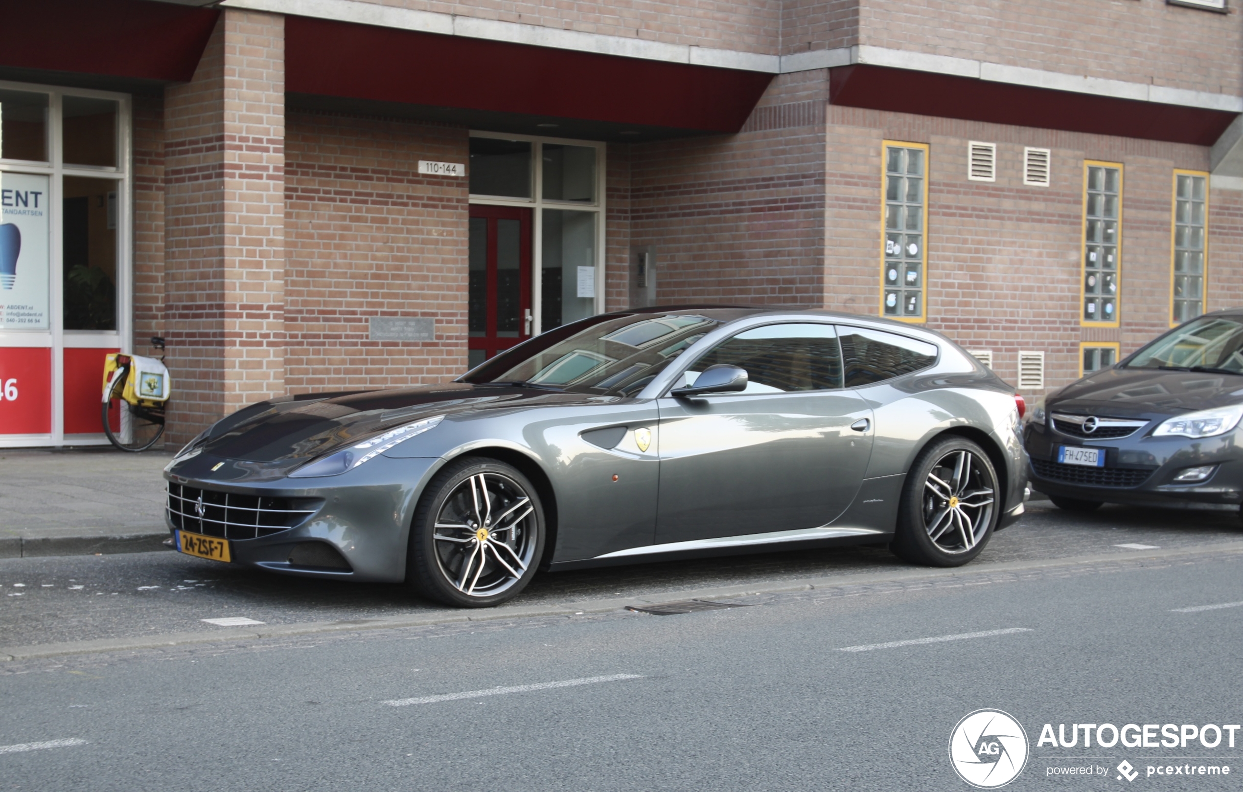 Ferrari FF