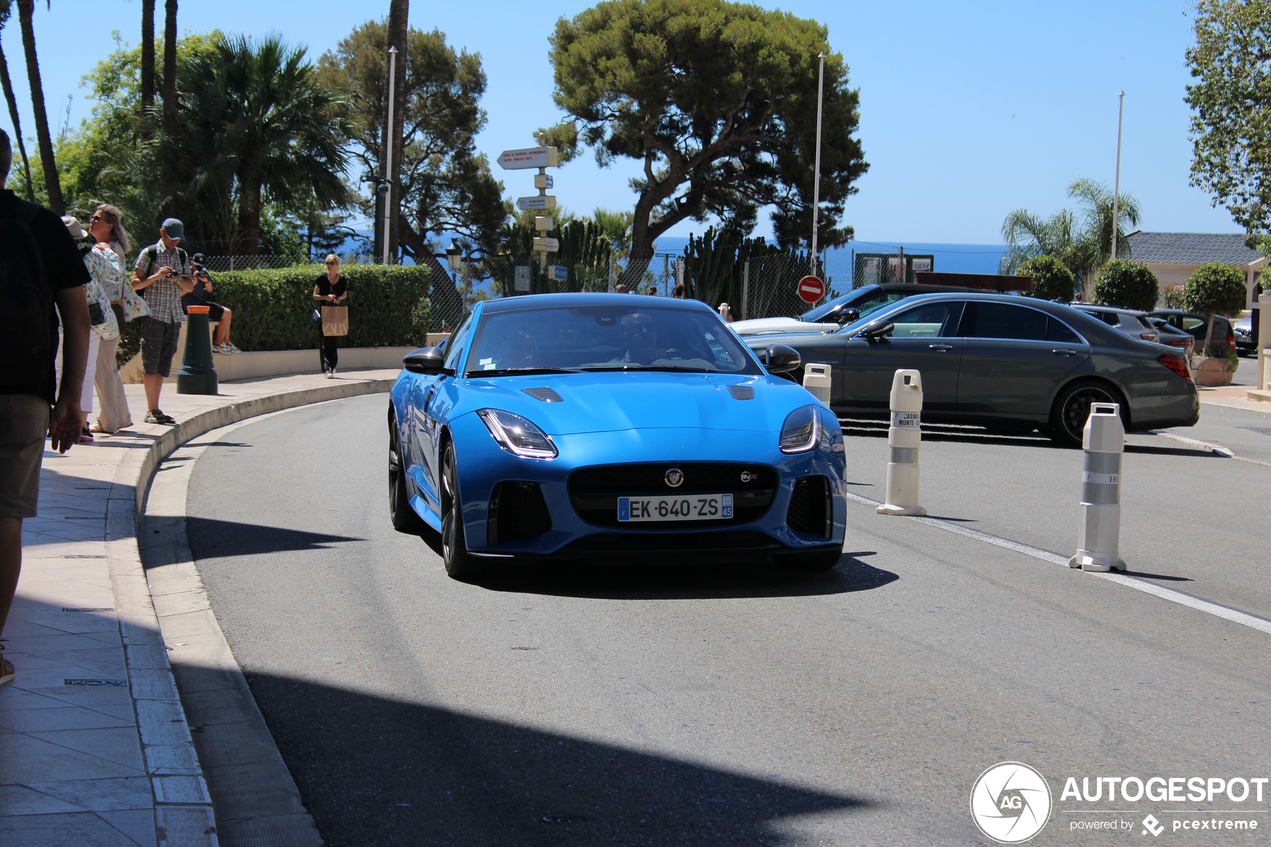 Jaguar F-TYPE SVR Coupé 2017