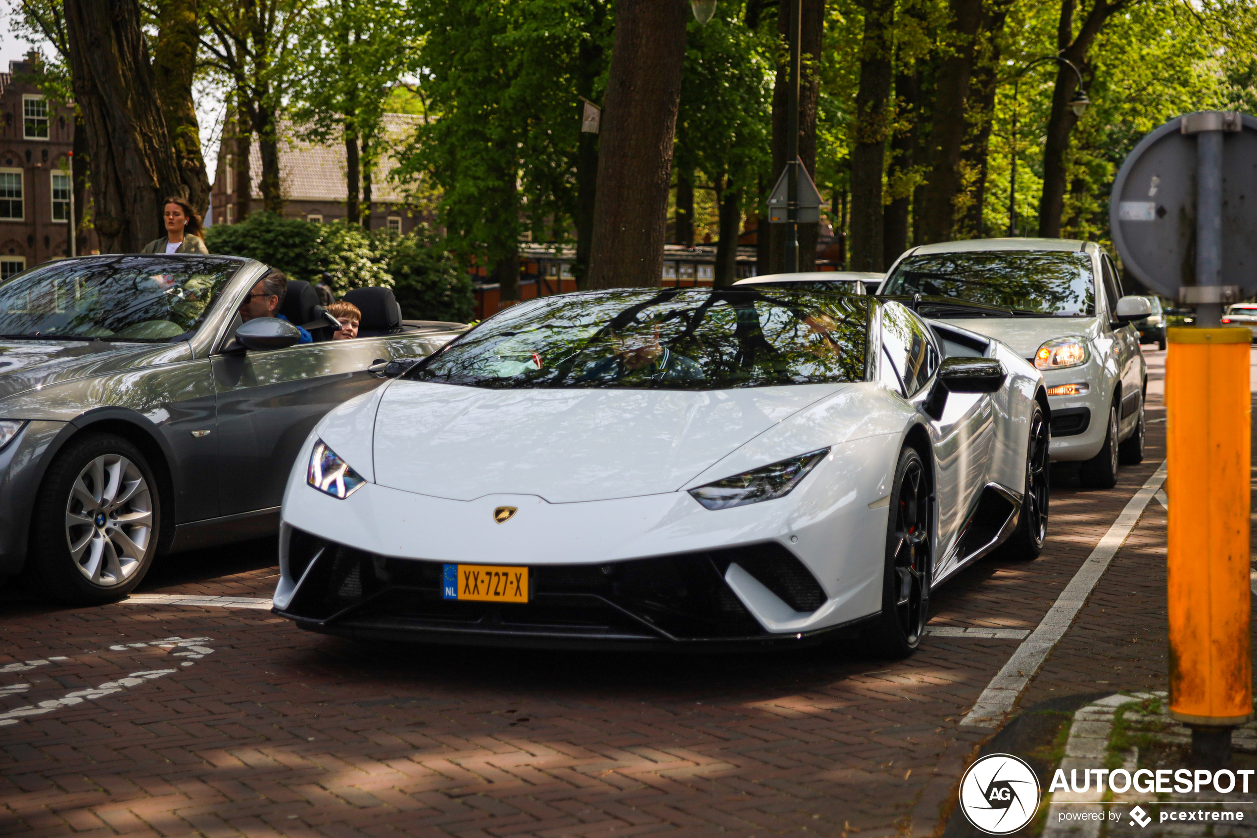 Lamborghini Huracán LP640-4 Performante Spyder