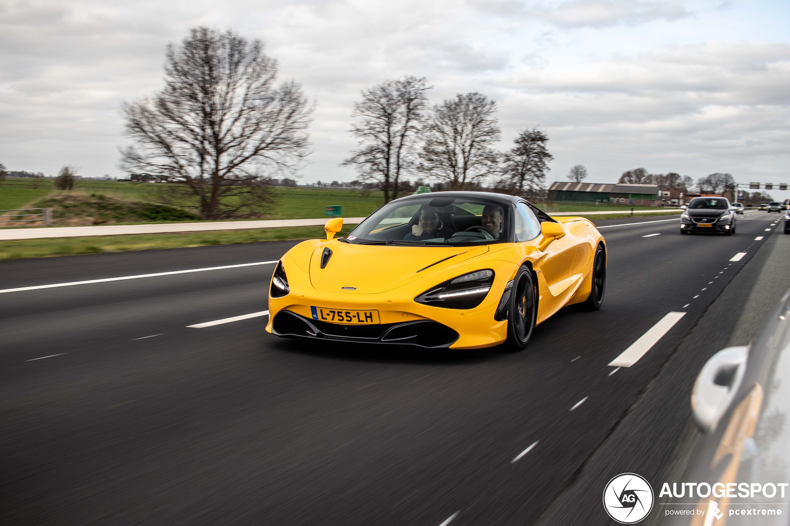 McLaren 720S Spider