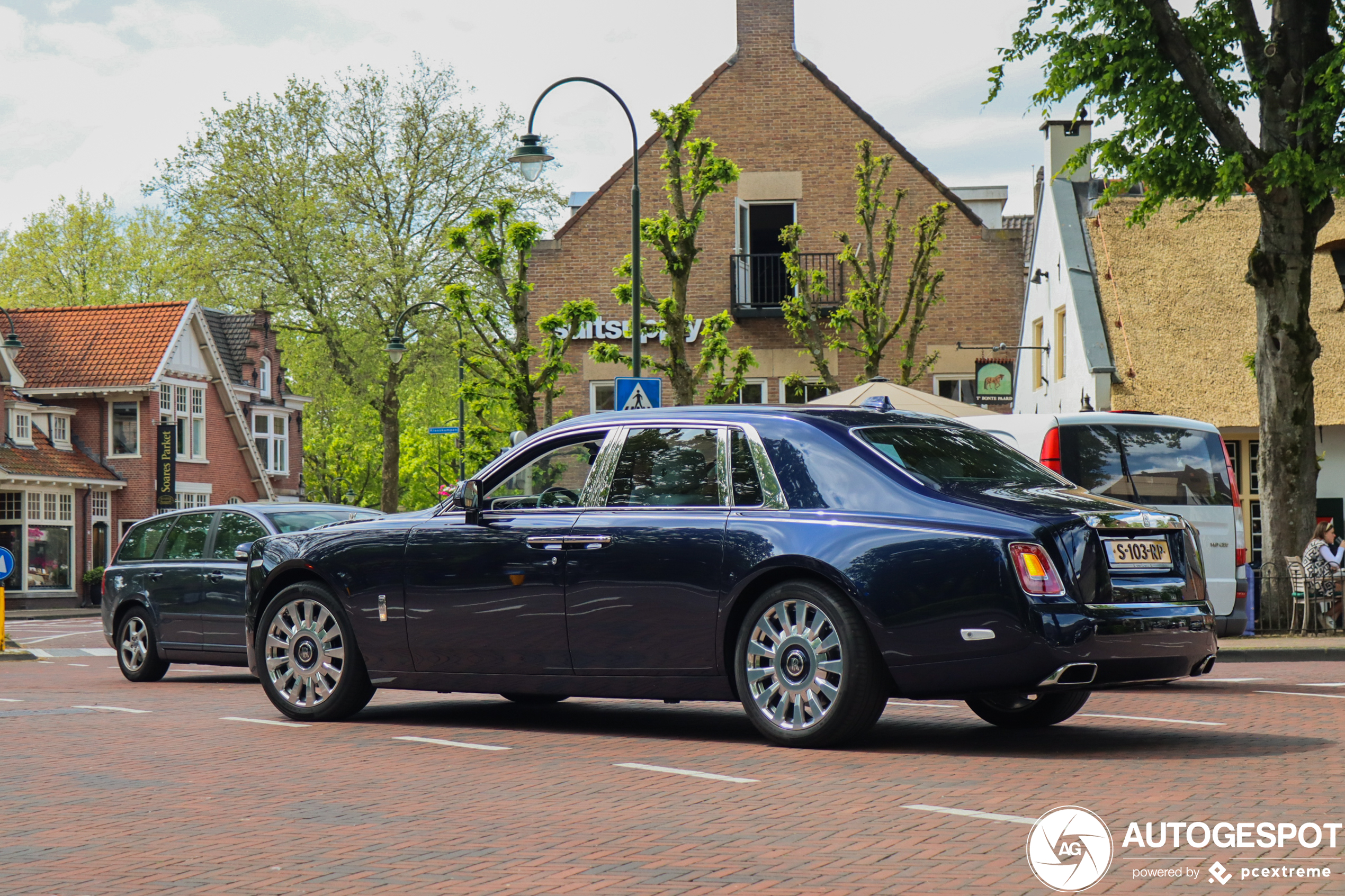 Rolls-Royce Phantom VIII Series II