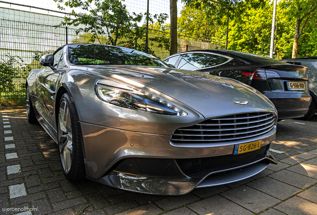 Aston Martin Vanquish Volante