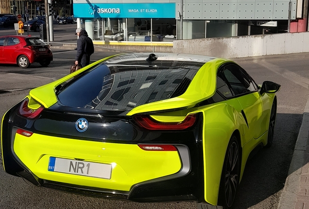 BMW i8