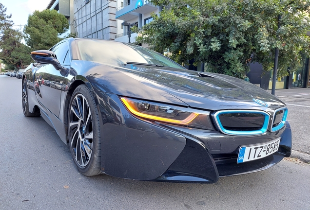 BMW i8