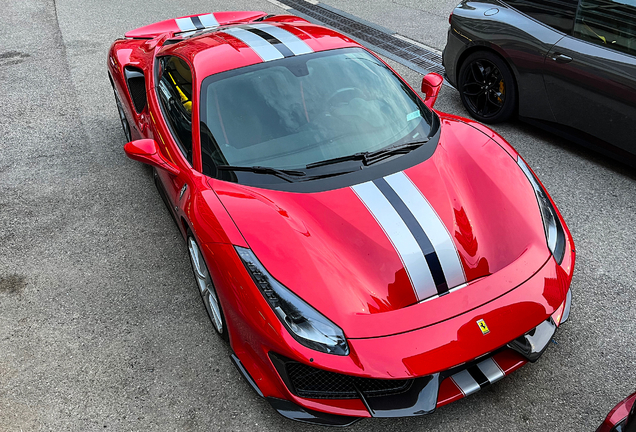 Ferrari 488 Pista