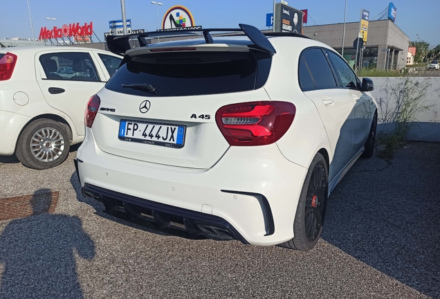 Mercedes-AMG A 45 W176 2015