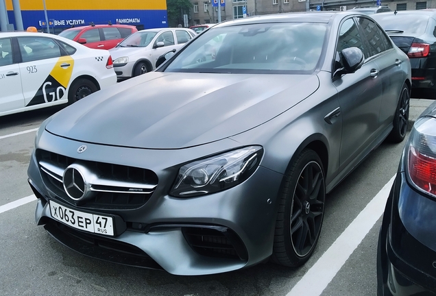 Mercedes-AMG E 63 S W213