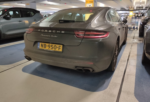 Porsche 971 Panamera Turbo