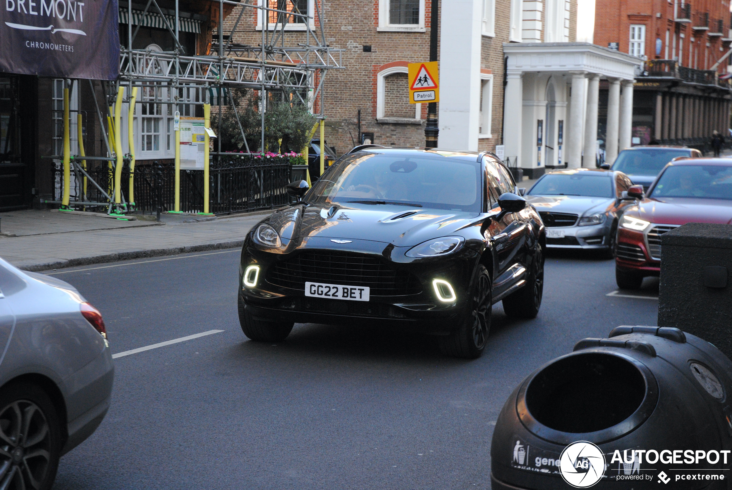 Aston Martin DBX