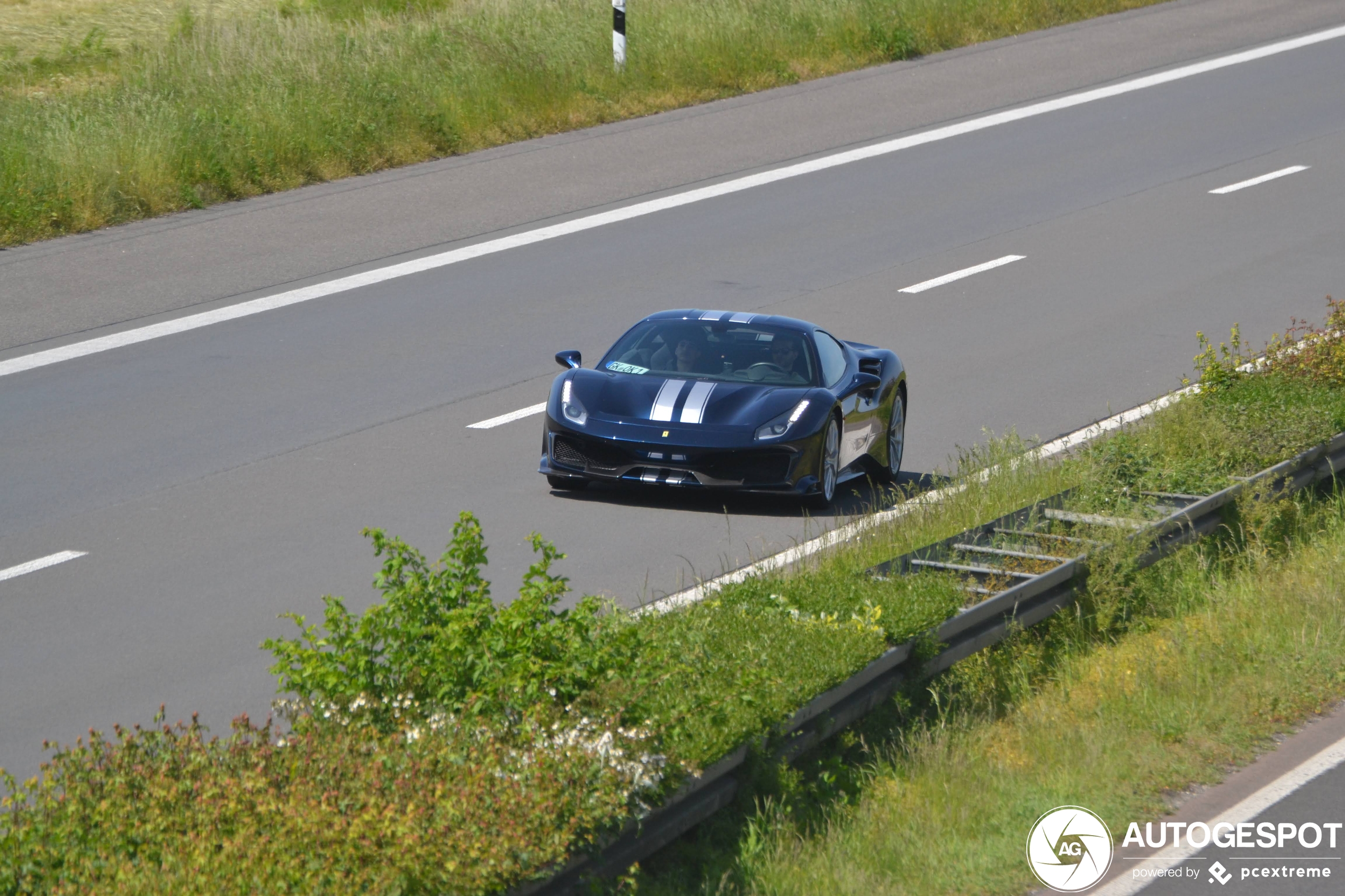 Ferrari 488 pista