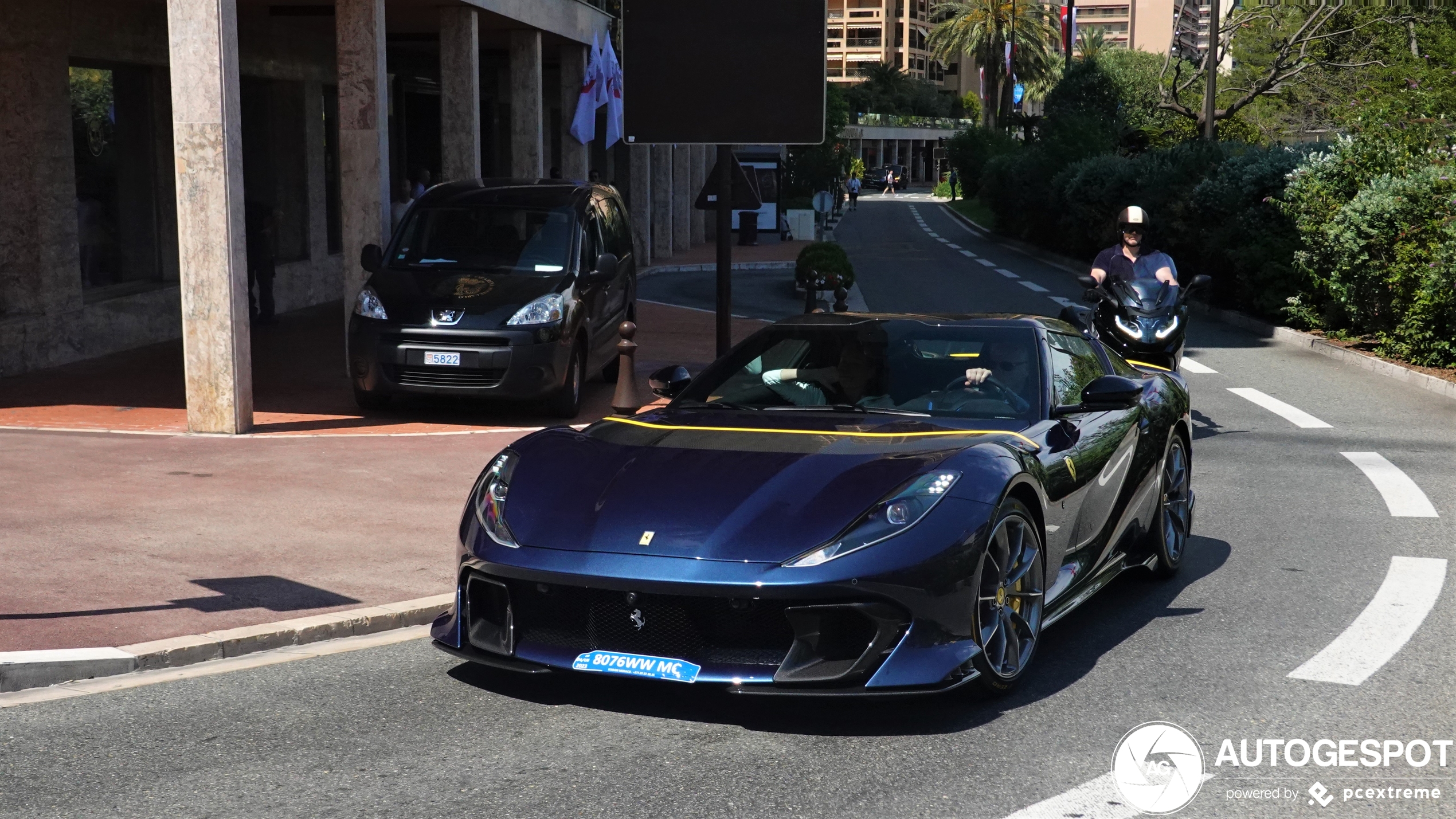 Ferrari 812 Competizione Aperta is nu echt los