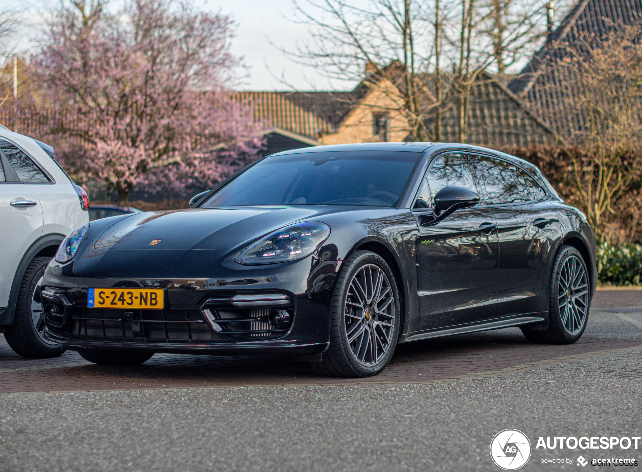 Porsche 971 Panamera Turbo S E-Hybrid Sport Turismo MkII