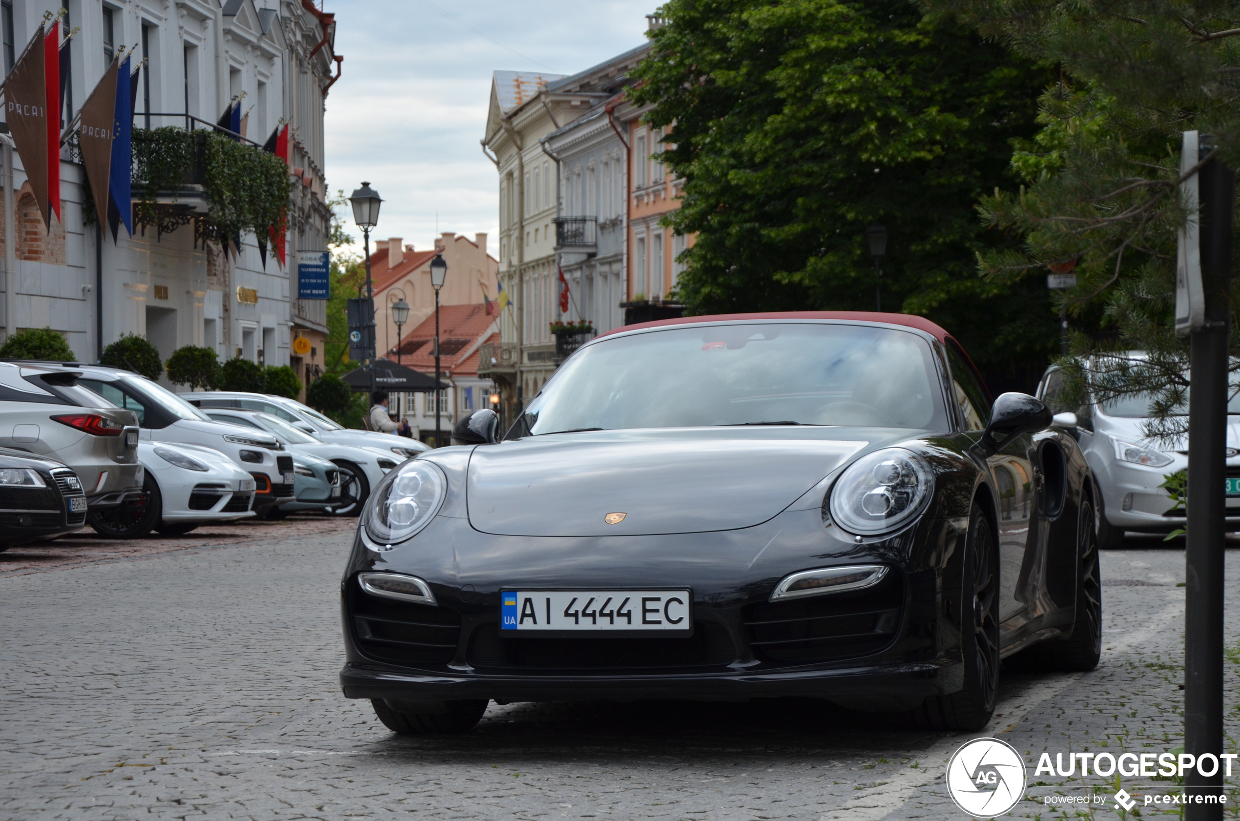 Porsche 991 Turbo S Cabriolet MkI