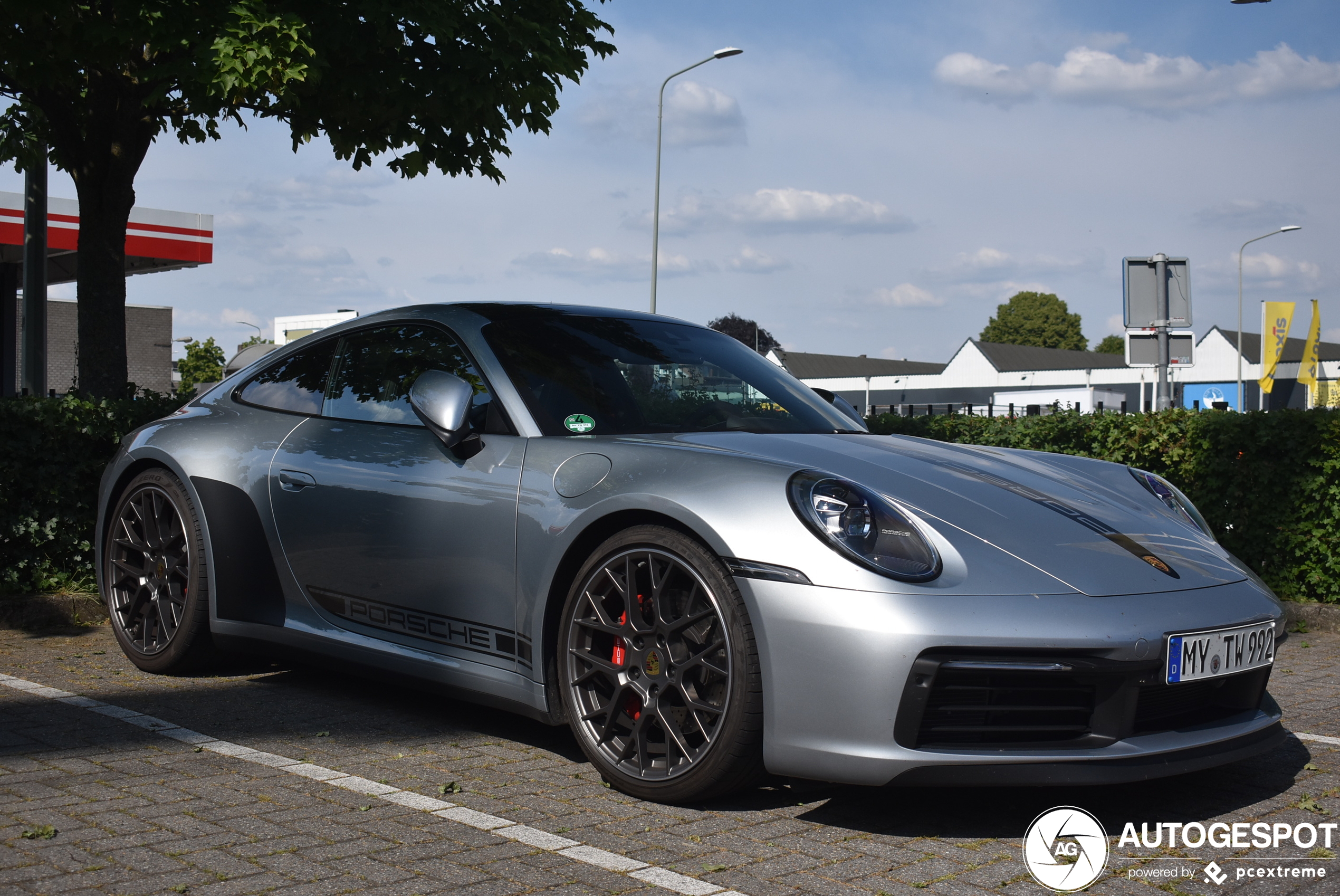 Porsche 992 Carrera 4S