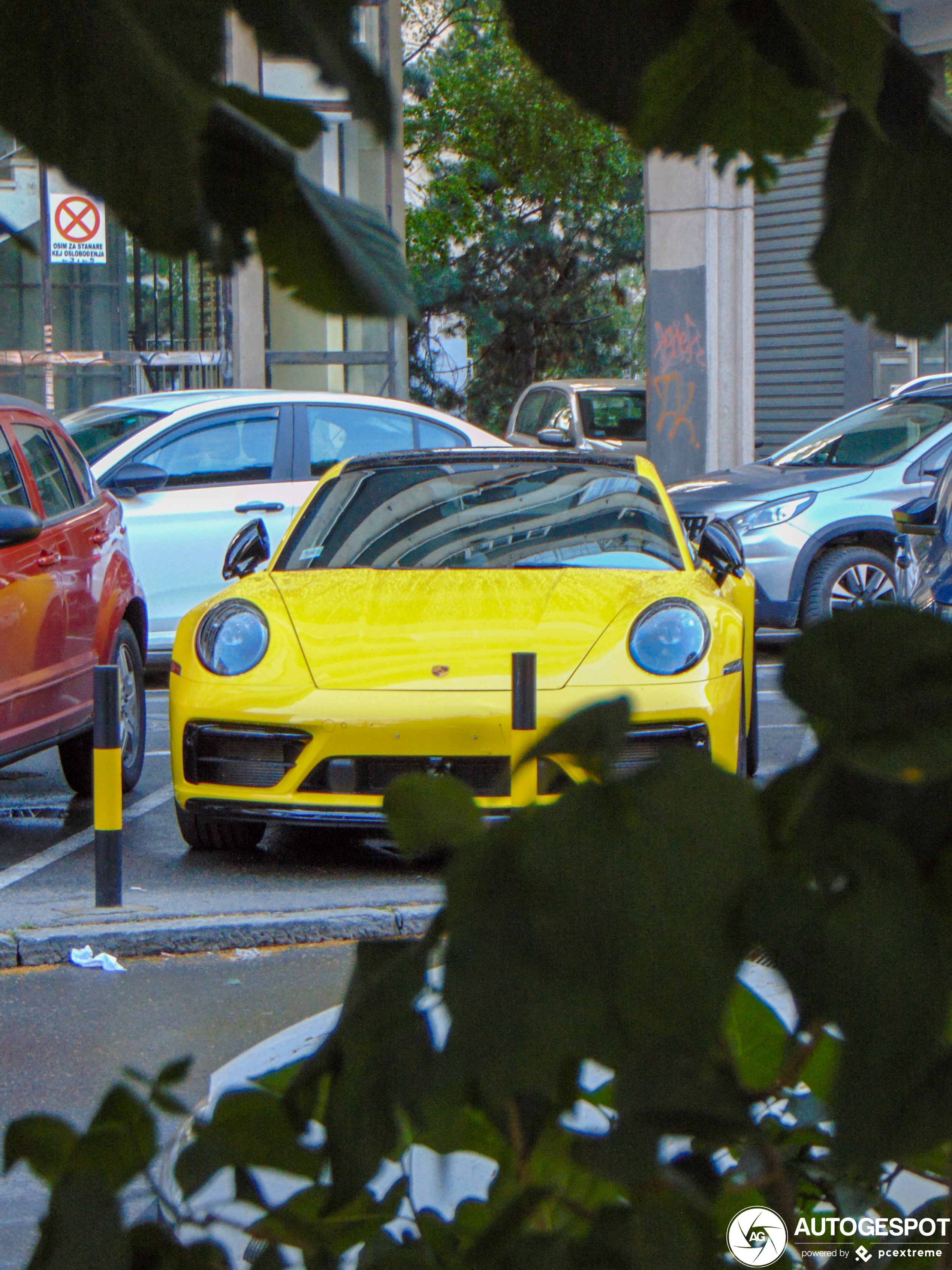 Porsche 992 Carrera GTS