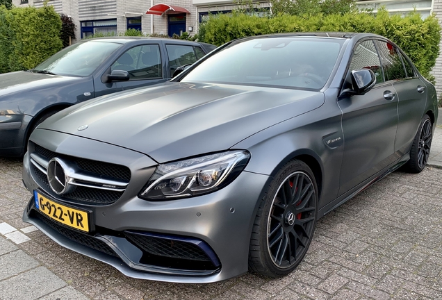 Mercedes-AMG C 63 S W205