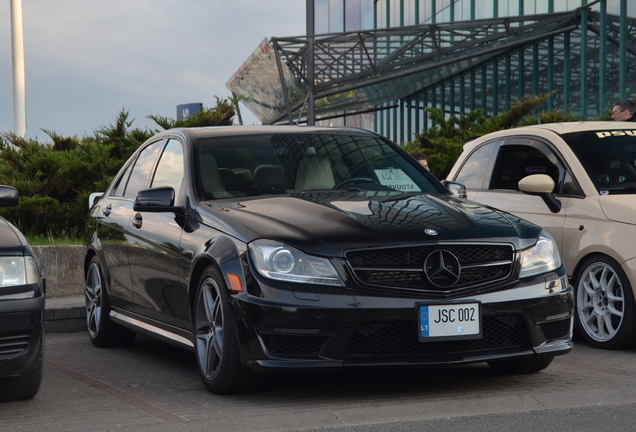 Mercedes-Benz C 63 AMG W204 2012