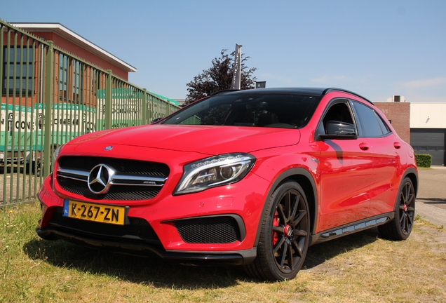 Mercedes-Benz GLA 45 AMG X156