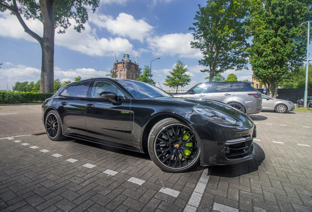 Porsche 971 Panamera Turbo S E-Hybrid Sport Turismo