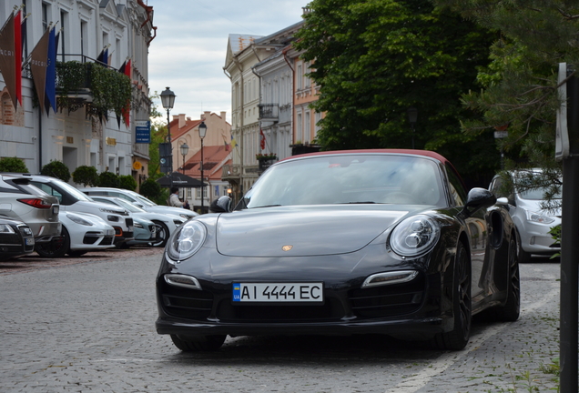 Porsche 991 Turbo S Cabriolet MkI