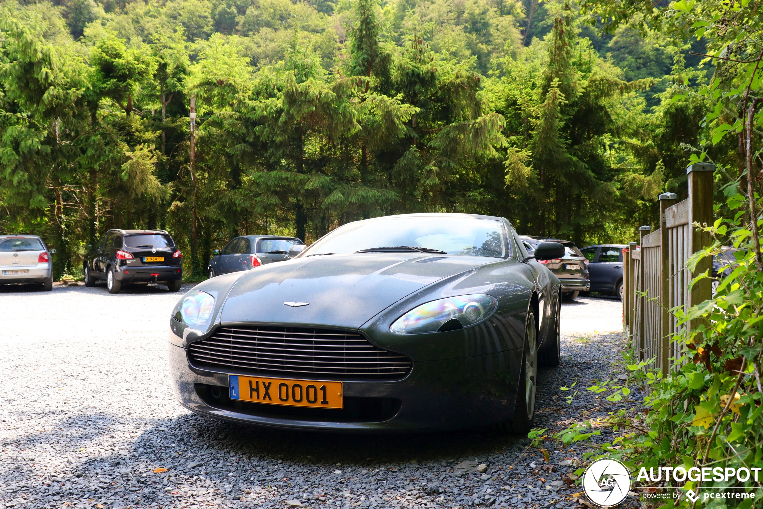 Aston Martin V8 Vantage