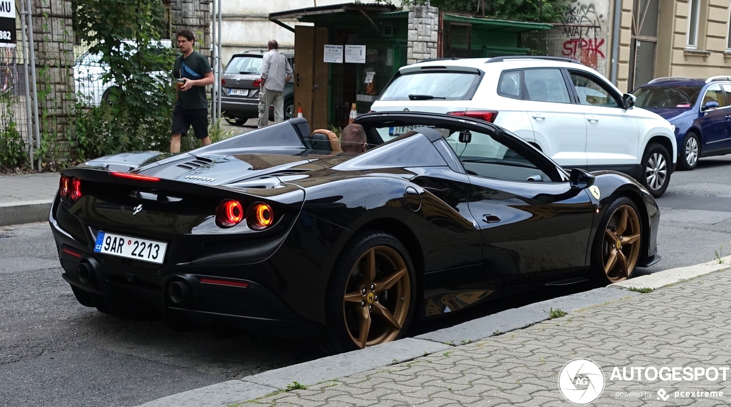 Ferrari F8 Spider