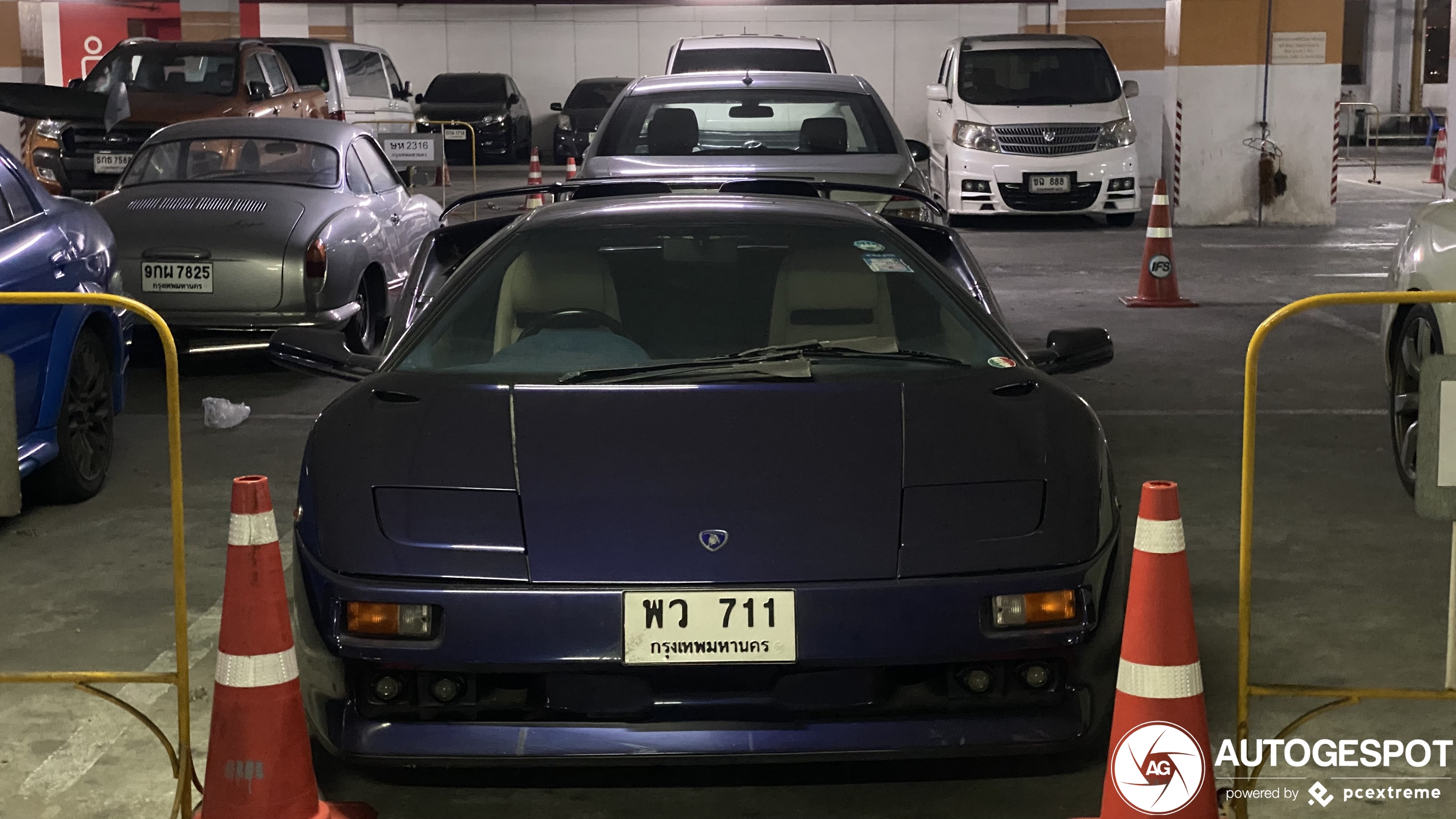 Lamborghini Diablo SV