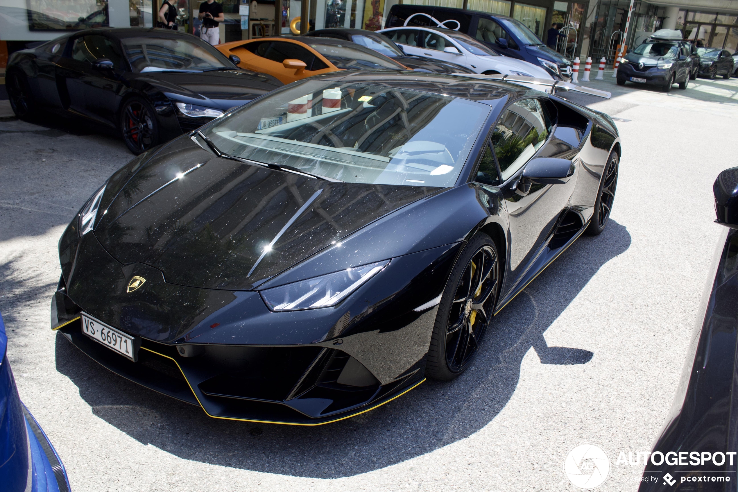 Lamborghini Huracán LP640-4 EVO