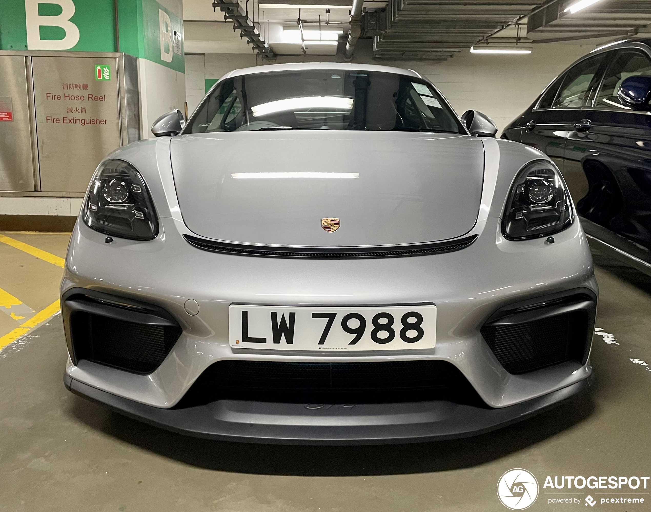 Porsche 718 Cayman GT4