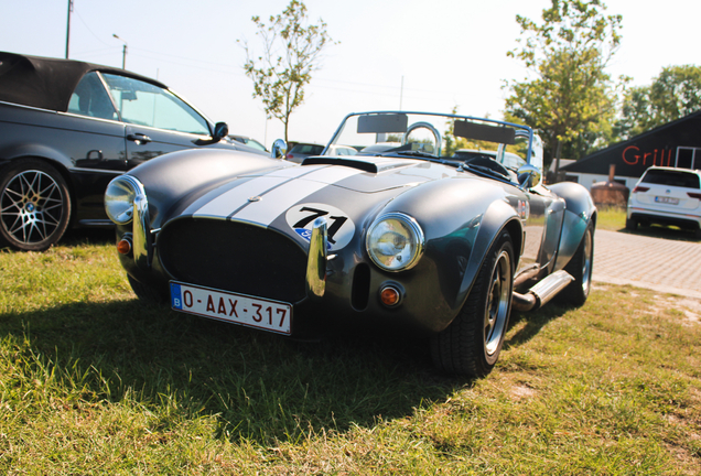 AC Cobra 427